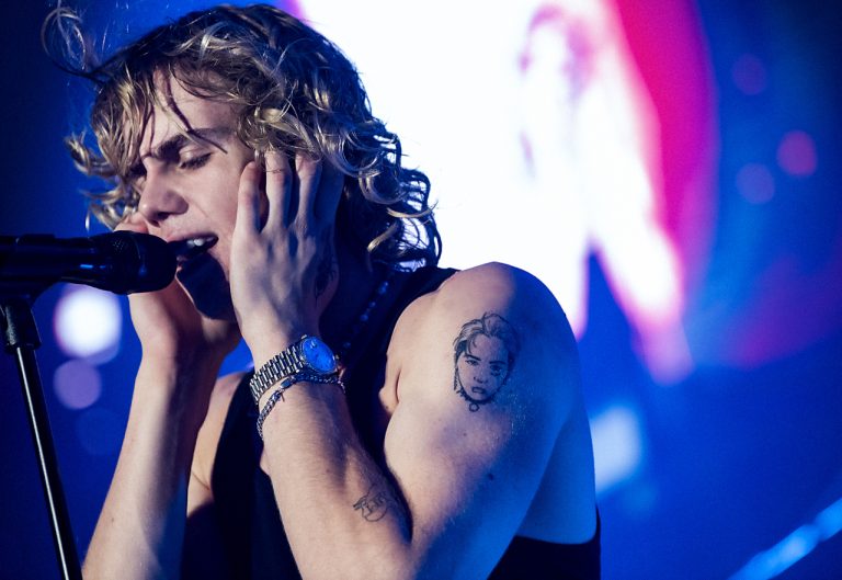 How To Write A Simple Song