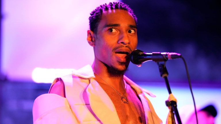 How To Improve Singing Vowels